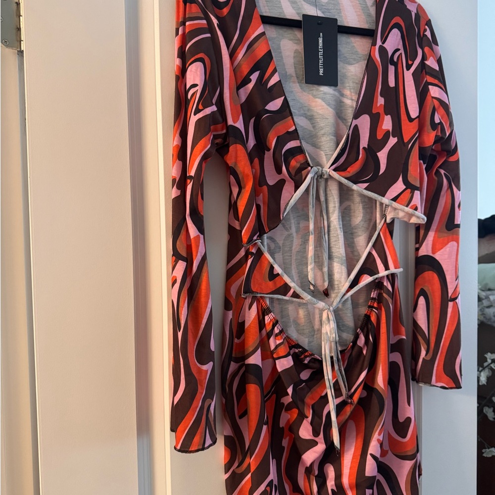 PrettyLittleThing Pink and Red Swirl Dress Tie Front